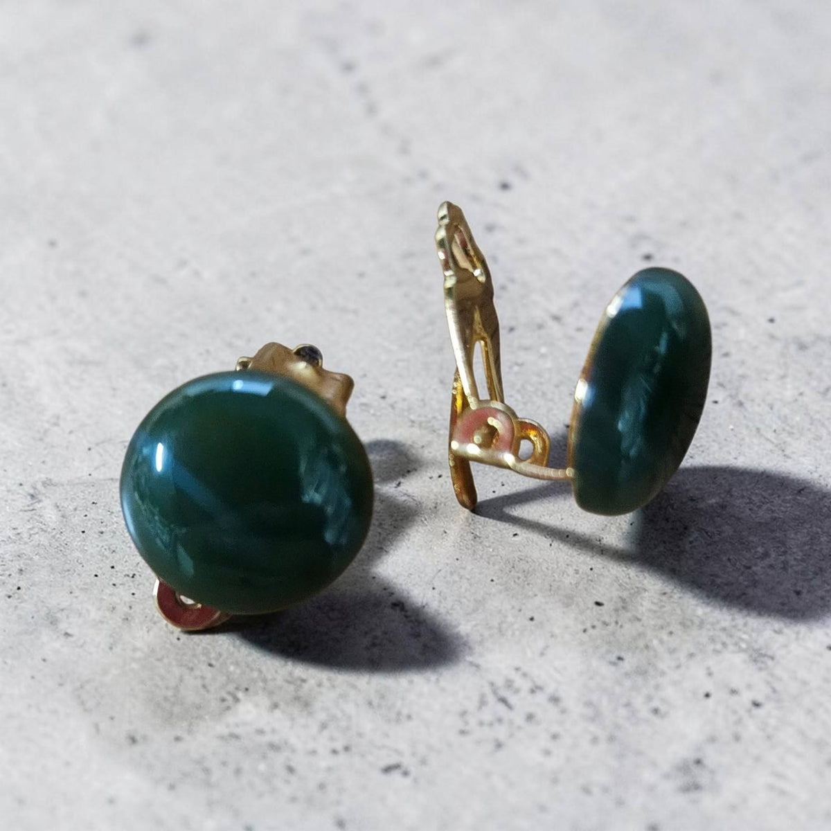 Round Clip-on Earrings - 14mm
