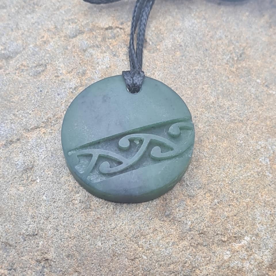 Mana NZ Round Pounamu Pendant with Kowhawhai