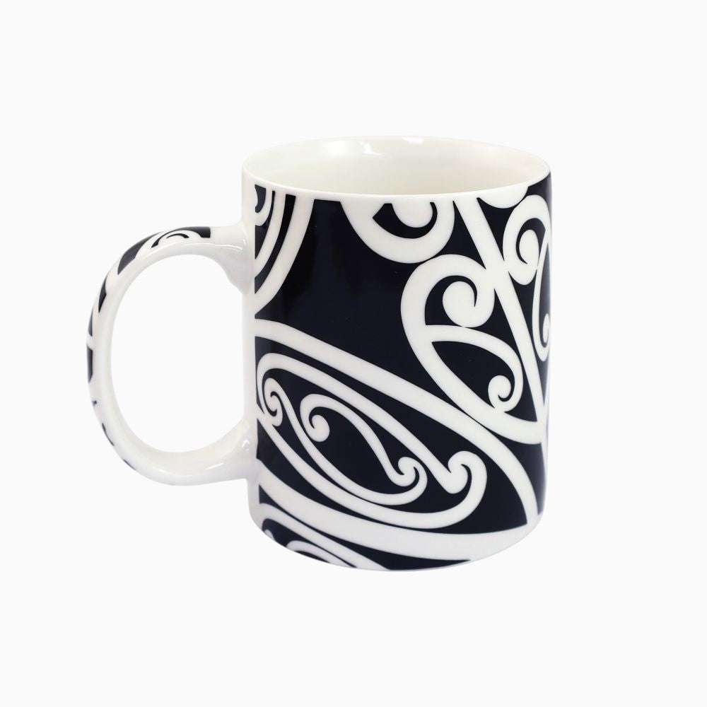 Kowhaiwhai Design Mug - Black/White