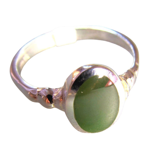 mana NZ Sterling Silver Oval Pounamu Ring - Sz 8.5 ("Q")