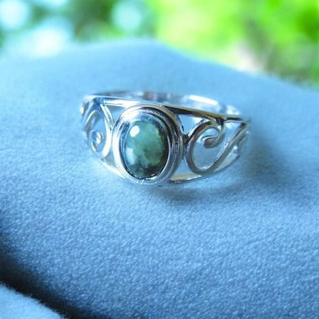 Double Koru Sterling Silver Ring with Oval Pounamu - Sz "Q 1/2"