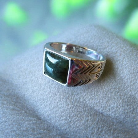 NZ Pounamu and Sterling Silver Mens Ring with Chevron & Koru pattern - Sz "X"